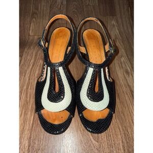 Chie Mihara Slingback Heels Black White Leather EU 38.5 US 8.5 Designer Shoes